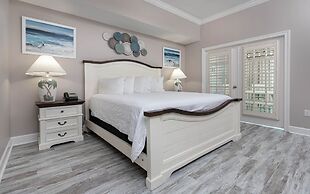 Phoenix West 2007 3 Bedroom Condo by Redawning