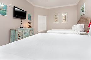 Phoenix West 2007 3 Bedroom Condo by Redawning