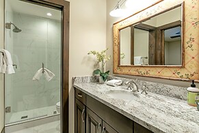 Vail Point 29 3 Bedroom Townhouse by RedAwning