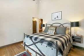 Vail Point 29 3 Bedroom Townhouse by RedAwning