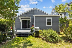 The Gray Whale Cottage 2 Bedroom Home by RedAwning