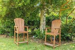 The Gray Whale Cottage 2 Bedroom Home by RedAwning