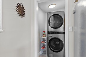 The Gray Whale Cottage 2 Bedroom Home by RedAwning