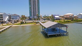 Mustique 1602 4 Bedroom Condo by RedAwning