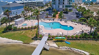 Mustique 1602 4 Bedroom Condo by RedAwning