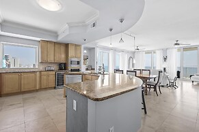 Mustique 1602 4 Bedroom Condo by RedAwning