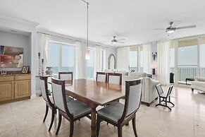 Mustique 1602 4 Bedroom Condo by RedAwning