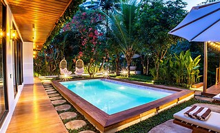 Hutan Villa by EVDEkimi