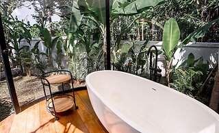 Hutan Villa by EVDEkimi