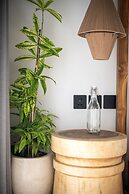 Hutan Villa by EVDEkimi