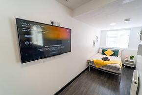 Large Studio Available on First Floor!