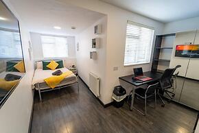 Large Studio Available on First Floor!