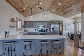 Kussy Chalet at Terry Peak