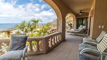 Easy access to South Palmilla beach