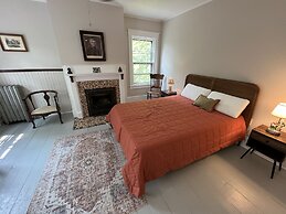 Highland Bed & Breakfast