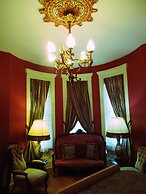 Johnstone Mansion