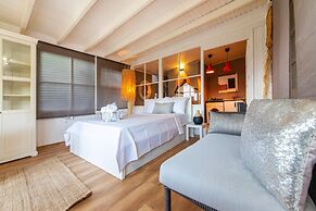 Vacation Flat w Garden Pool in Bodrum Gumusluk