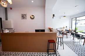 The Brown boutique patong