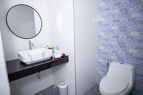 The Brown boutique patong