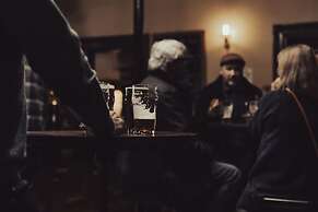 Tanswells Commercial Hote