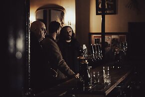 Tanswells Commercial Hote