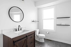 TWO CozySuites 3BD Arsenal Heights Indy