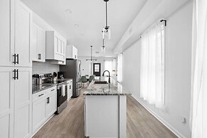 TWO CozySuites 3BD Arsenal Heights Indy