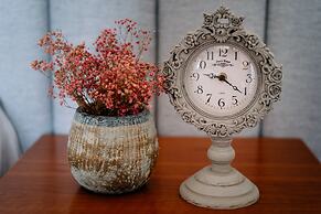 Coliving The VALLEY Portugal with Coworking Space open 24-7