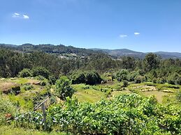 Coliving The VALLEY Portugal with Coworking Space open 24-7