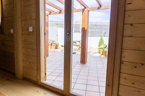 Coliving The VALLEY Portugal with Coworking Space open 24-7