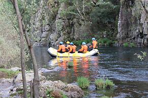 Coliving The VALLEY Portugal with Coworking Space open 24-7