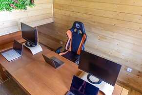 Coliving The VALLEY Portugal with Coworking Space open 24-7