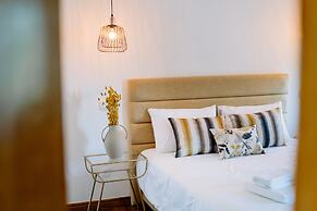 Coliving The VALLEY Portugal with Coworking Space open 24-7