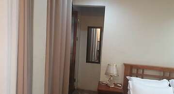 Birdwatchers Beachfront Hotel Panglao