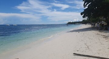 Birdwatchers Beachfront Hotel Panglao