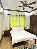 Birdwatchers Beachfront Hotel Panglao