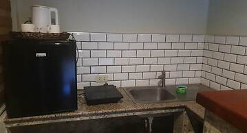 Birdwatchers Beachfront Hotel Panglao