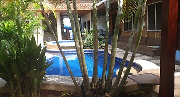 Birdwatchers Beachfront Hotel Panglao