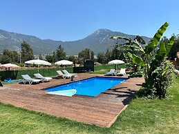 Pine Village Bungalows Ölüdeniz