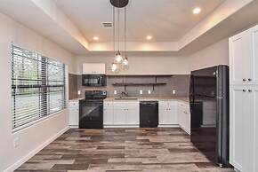 Charming 2-bed Apartment in Houston