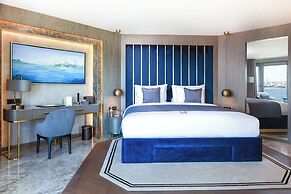 The Maestro Hotel