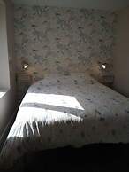 R & C - Room and Calm