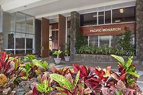 Picturesque Pacific Monarch 2 Bedroom Condo by RedAwning