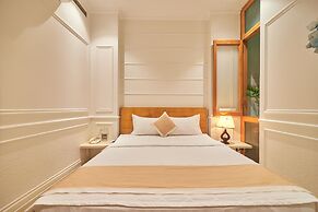 Bin Bin 10 - Mimosa Hotel near Tan Son Nhat Airport