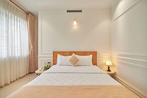 Bin Bin 10 - Mimosa Hotel near Tan Son Nhat Airport