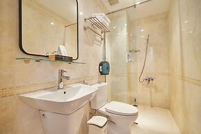 Bin Bin 10 - Mimosa Hotel near Tan Son Nhat Airport