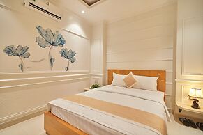 Bin Bin 10 - Mimosa Hotel near Tan Son Nhat Airport