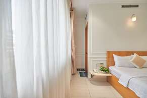 Bin Bin 10 - Mimosa Hotel near Tan Son Nhat Airport