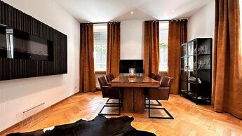 Historical Luxury Homes - Deluxe Edition