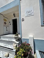 Aura Bozcaada
